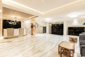 Posezení v ubytování Hotel Star By Star Group- Near Delhi Airport