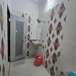 O baie la Leela home stay - Single room with washroom