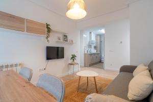 Dapur atau dapur kecil di Piso en el corazón de Santander