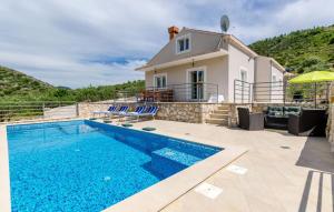 Πισίνα στο ή κοντά στο Villa M - Dubrovnik by Villas Guide