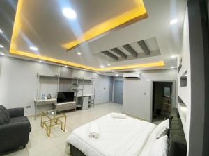 Kuchyň nebo kuchyňský kout v ubytování Carousel Hotel
