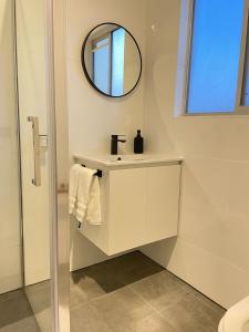 Ένα μπάνιο στο Serene Haven in Sanctuary Point +32 φωτογραφίες