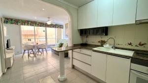 Køkken eller tekøkken på House Beach Two + 32 billeder