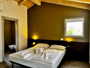 Una cama o camas en una habitación de 1Dest - Rock'n'River Penthouse