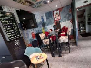 Posezení v ubytování Hotel ibis Narbonne