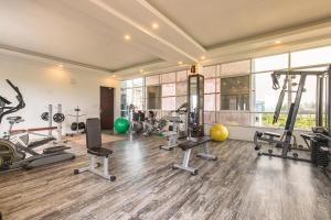 Palestra o centro fitness di Palette 823 Hotel Ichchha