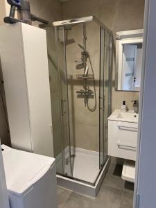 Ένα μπάνιο στο Bełchatów apartment +11 φωτογραφίες