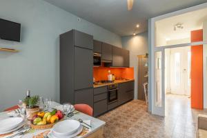 Dapur atau dapur kecil di Casa Decano sea and beautiful garden