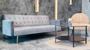 Posezení v ubytování Sunday Sheikh Zayed Road Concord Tower 1 BR by Belvilla