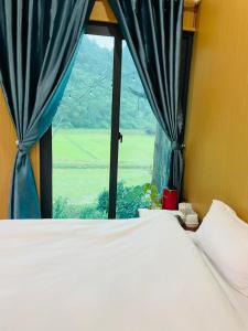 Ένα ή περισσότερα κρεβάτια σε δωμάτιο στο Hieu-Homestay +37 φωτογραφίες