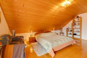 Ένα ή περισσότερα κρεβάτια σε δωμάτιο στο Ferienhaus zur Thusstrasse