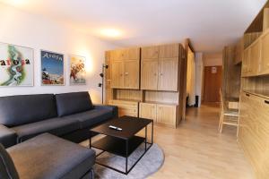 Kuchyň nebo kuchyňský kout v ubytování Rehwiesa B24 by Arosa Holiday
