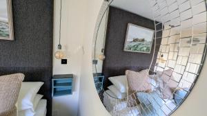 Letto o letti in una camera di Hillside Lodge B&B