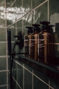 Gambar di galeri bagi The Crescent Hideaway di Franschhoek