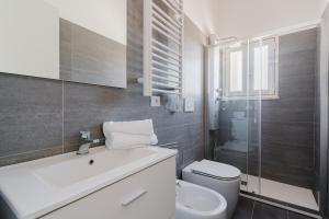 Salento Vibes Apartments - Salento Selection的一间浴室