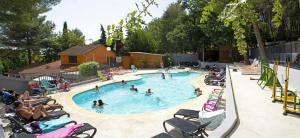 Πισίνα στο ή κοντά στο Camping maeva Escapades Les Playes