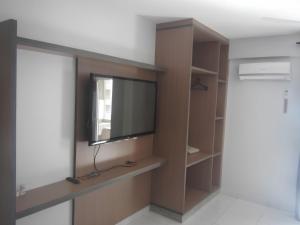 Televisyen dan/atau pusat hiburan di LAGOA QUENTE FLATS
