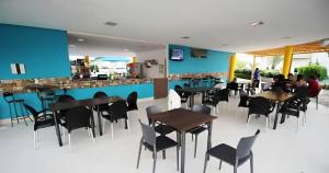 Restoran atau tempat lain untuk makan di LAGOA QUENTE FLATS
