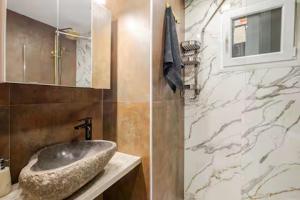 Kúpeľňa v ubytovaní Apartamento en Planta Baja Cerca de la Playa en Badalona + 18 fotografií