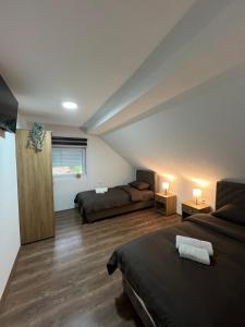 A seating area at Apartmani Ćosić - Kuršumlijska banja
