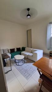 Posezení v ubytování Casa Caminhos de Ubá