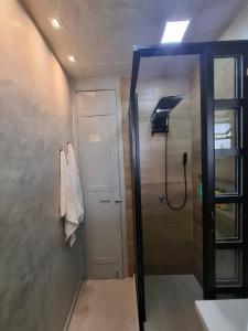 Koupelna v ubytování Casa Caminhos de Ubá