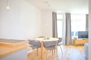 TV a/nebo společenská místnost v ubytování Grömitz- Center I App 321 inkl WLAN "3-2-1-Meins!"