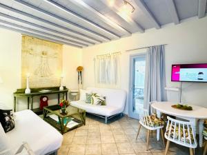 Gallery image of Mimoza Collection suites in Ornos