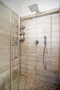 A bathroom at Apollo Home