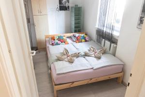Posteľ alebo postele v izbe v ubytovaní Dora apartment near Buda Castle with PARKING!
