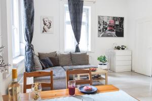 Posedenie v ubytovaní Dora apartment near Buda Castle with PARKING!