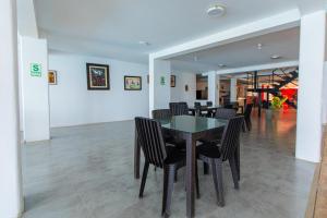 Εστιατόριο ή άλλο μέρος για φαγητό στο Hoteles Perú Hosting - Punta Sal