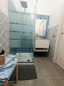Ένα μπάνιο στο Pedrissa Guest House