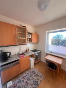 Erays Comfortable apartment for long-Term rentalにあるキッチンまたは簡易キッチン