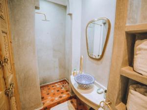 Koupelna v ubytování Riad Le Petit Joyau