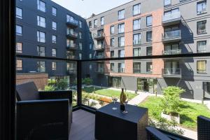 Tòa nhà nơi căn hộ tọa lạc