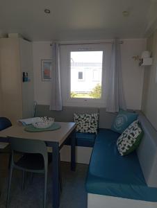 Posedenie v ubytovaní Location mobil-home bord de plage