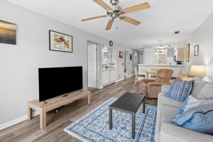 Foto dalla galleria di True Blue Golf Escape 2 Bdrm 2 Bath a Pawleys Island