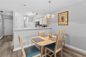 Foto dalla galleria di True Blue Golf Escape 2 Bdrm 2 Bath a Pawleys Island