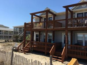 Μπαλκόνι ή βεράντα στο Ocean Breeze, Beautiful Ocean Front Townhome
