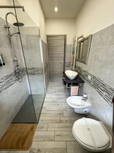 A bathroom at Solema Lake Como