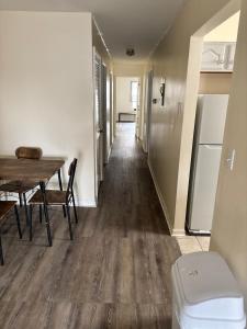 Kuchyň nebo kuchyňský kout v ubytování Bergin inn + 8 fotografií