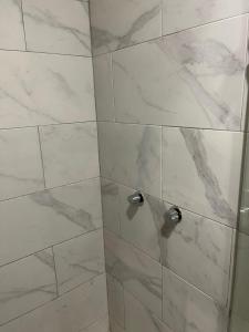 Ένα μπάνιο στο Constanza Lofts Executives en Zapopan Jalisco +26 φωτογραφίες