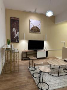 TV a/nebo společenská místnost v ubytování Asditio Luxury Modern + 19 fotografií