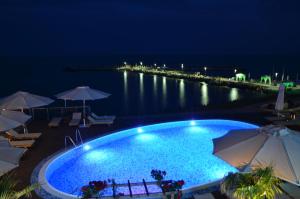 Pemandangan kolam renang di Carmen International Hotel Venus - Fost Becali Hotel atau di dekatnya