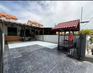 Balkón nebo terasa v ubytování HOMESTAY TERATAKMUSLIM KHAIRUL&ROZAINI Melaka