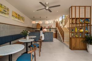 Veitingastaður eða matsölustaður á Spring Breeze Hotel Hoi An