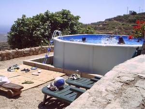 Piscina de la sau aproape de Casapancho 1 y 2 - Casa Rural - Fasnia - Tenerife