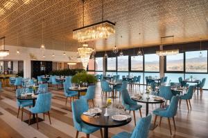 Restaurace v ubytování Gino Seaside Tbilisi, Trademark Collection by Wyndham