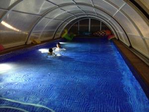The swimming pool at or close to Villa Bosque Albite